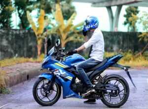 suzuki b-king 1340 vrsc 2022 prix